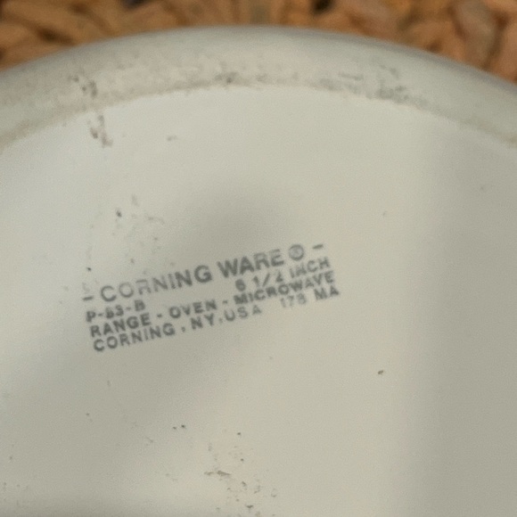 Corning Ware Wildflower Skillet - 6 1/2” - Picture 2 of 6
